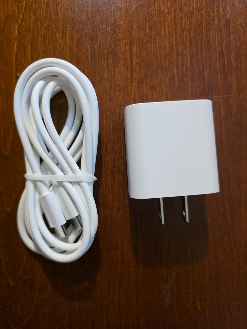 20W PD Fast Charger Kit with USB-C Cable - Compatible with iPhone 15, iPad, AirPods (White)