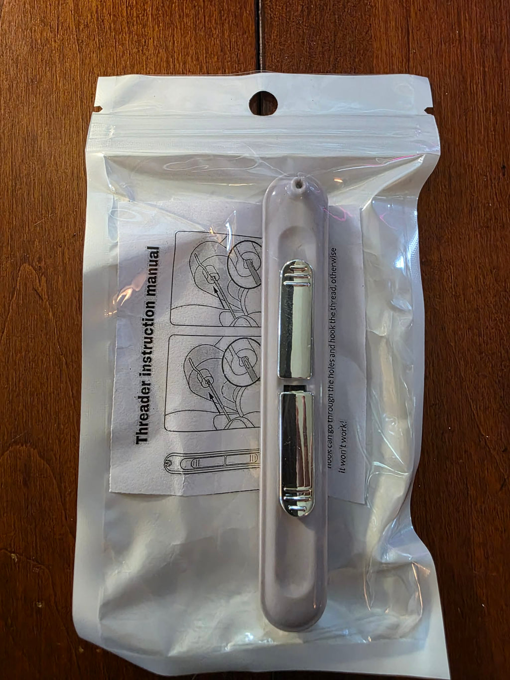 Handheld Automatic Needle Threader