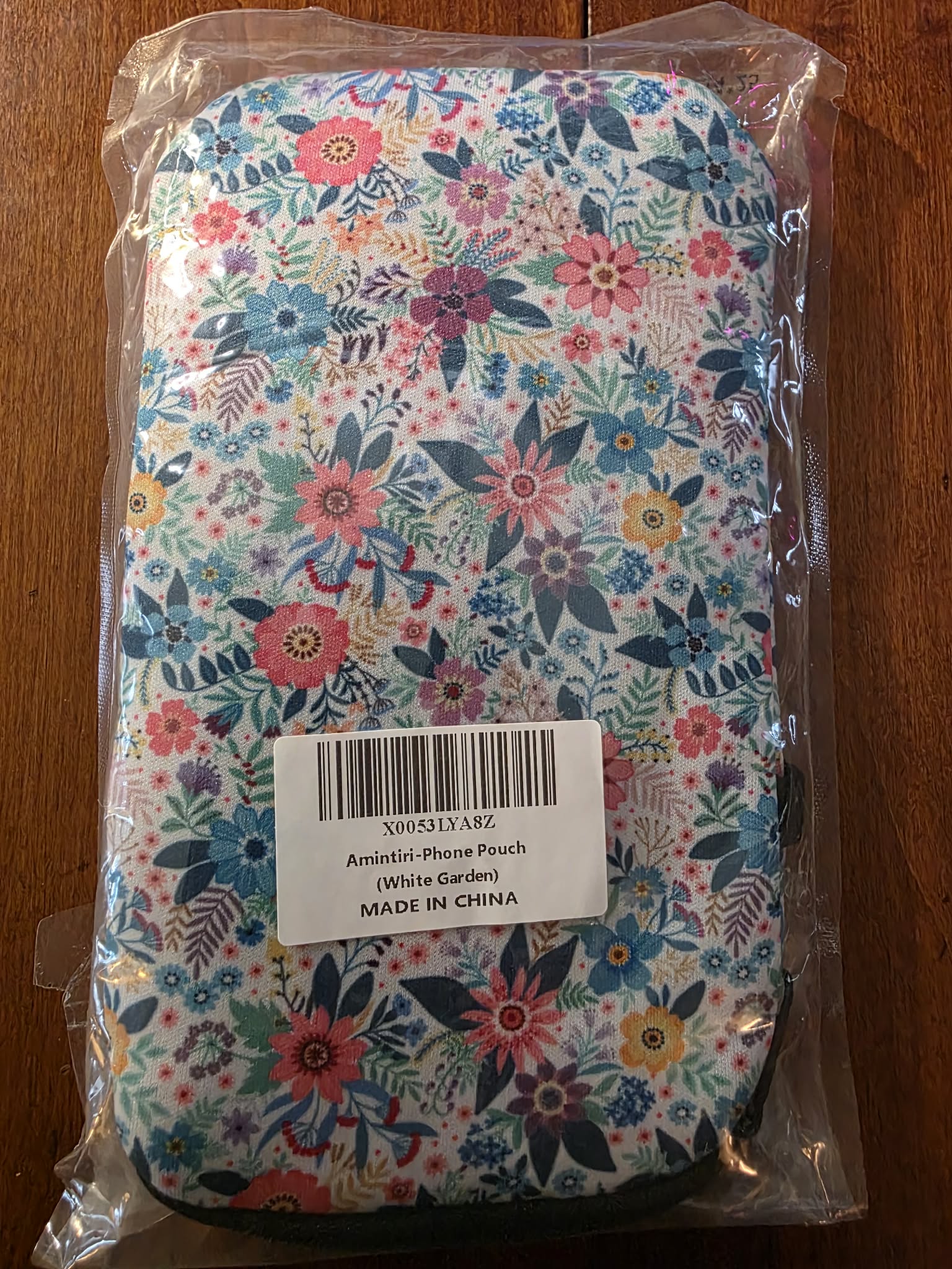 AminLiri Phone Pouch (White Garden)