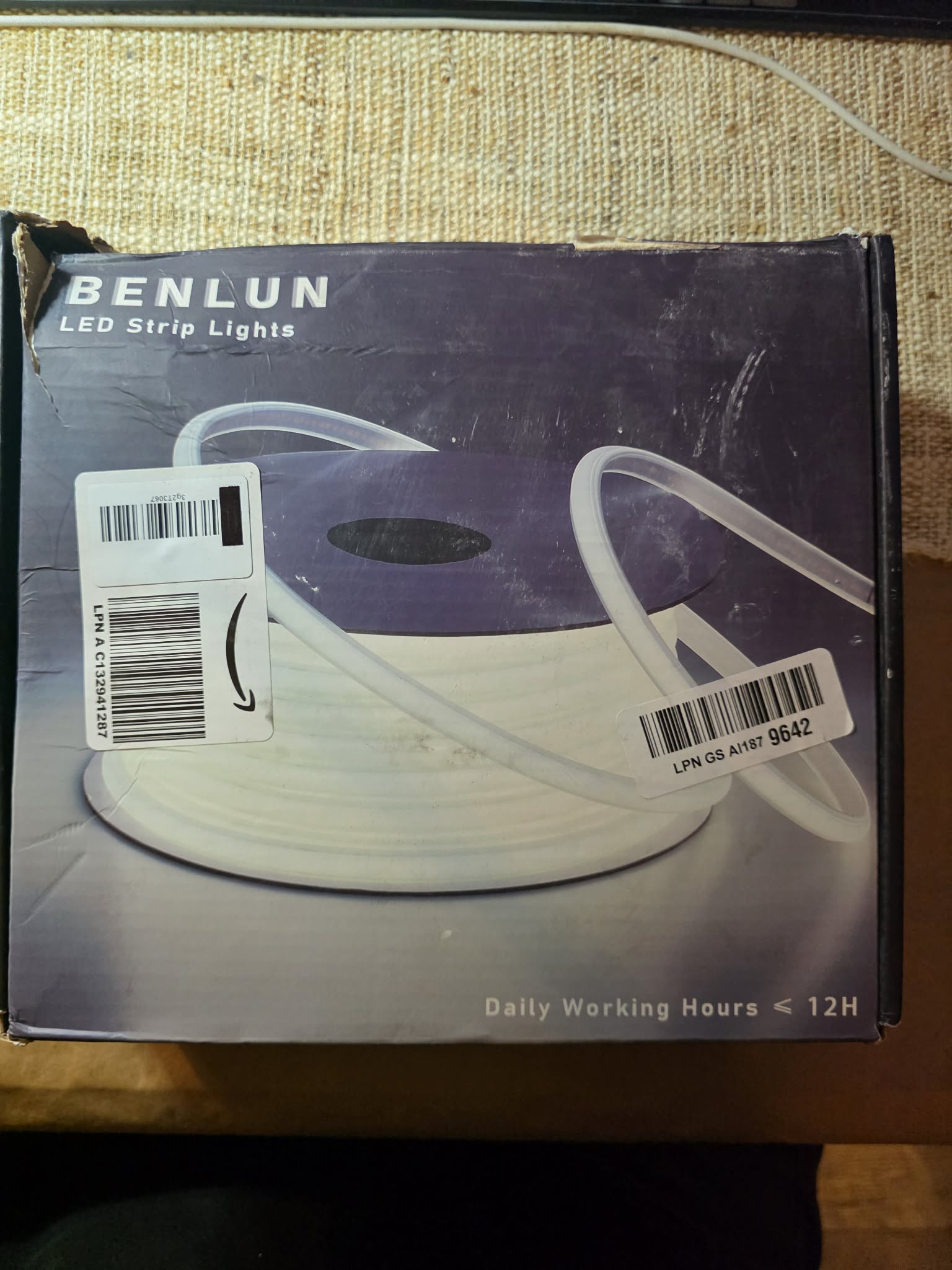 BENLUN Flexible Neon LED Strip Lights - Cuttable Rope Light Spool