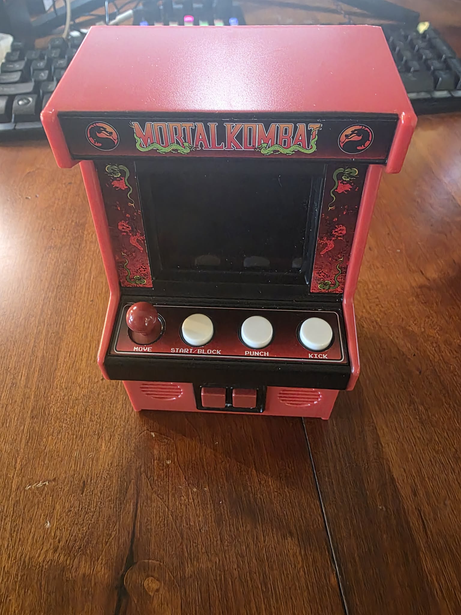 Basic Fun Mortal Kombat Mini Arcade Game – Classic Retro Handheld Playable Cabinet