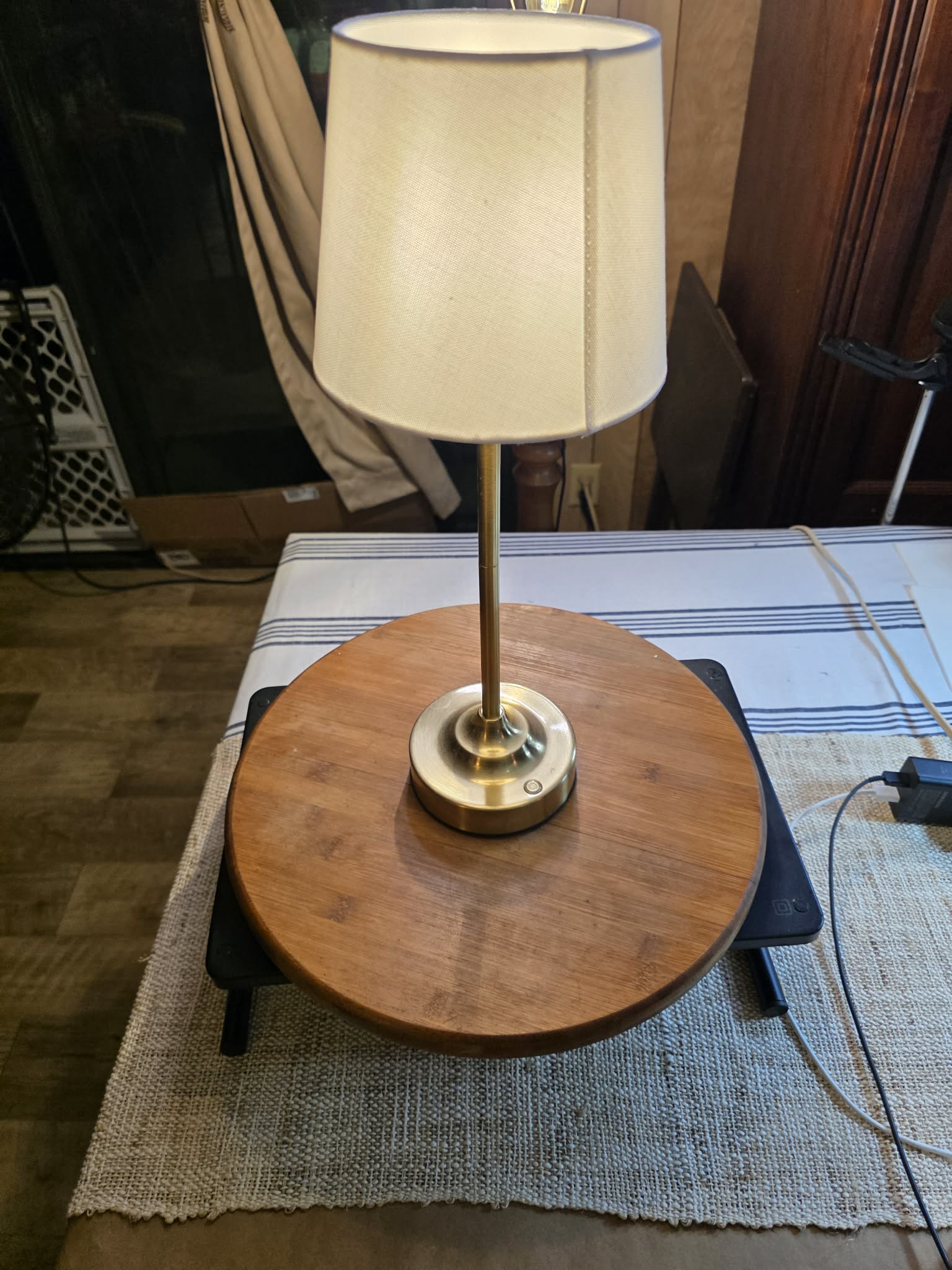 Brass Stick LED Desk Lamp with Fabric Shade (Model: KK-LED4-01)