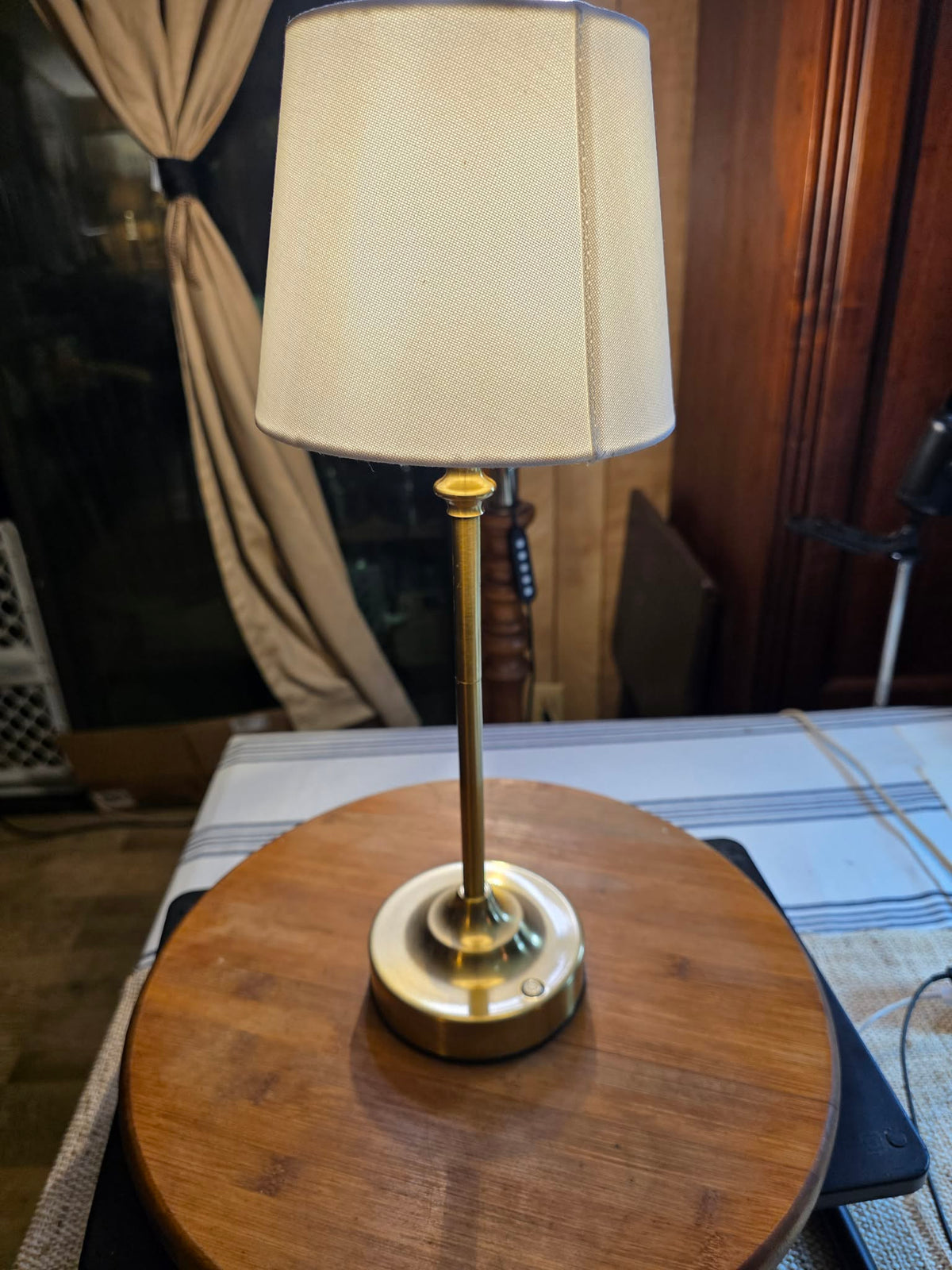 Brass Stick LED Desk Lamp with Fabric Shade (Model: KK-LED4-01)