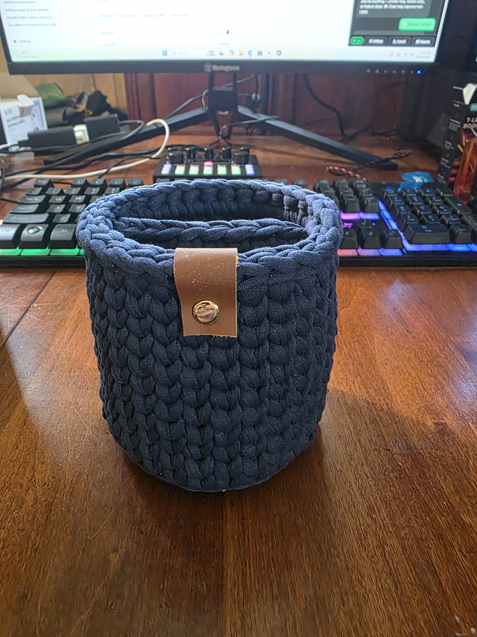 Chunky Crochet Desk & Vanity Organizer Basket with Divider