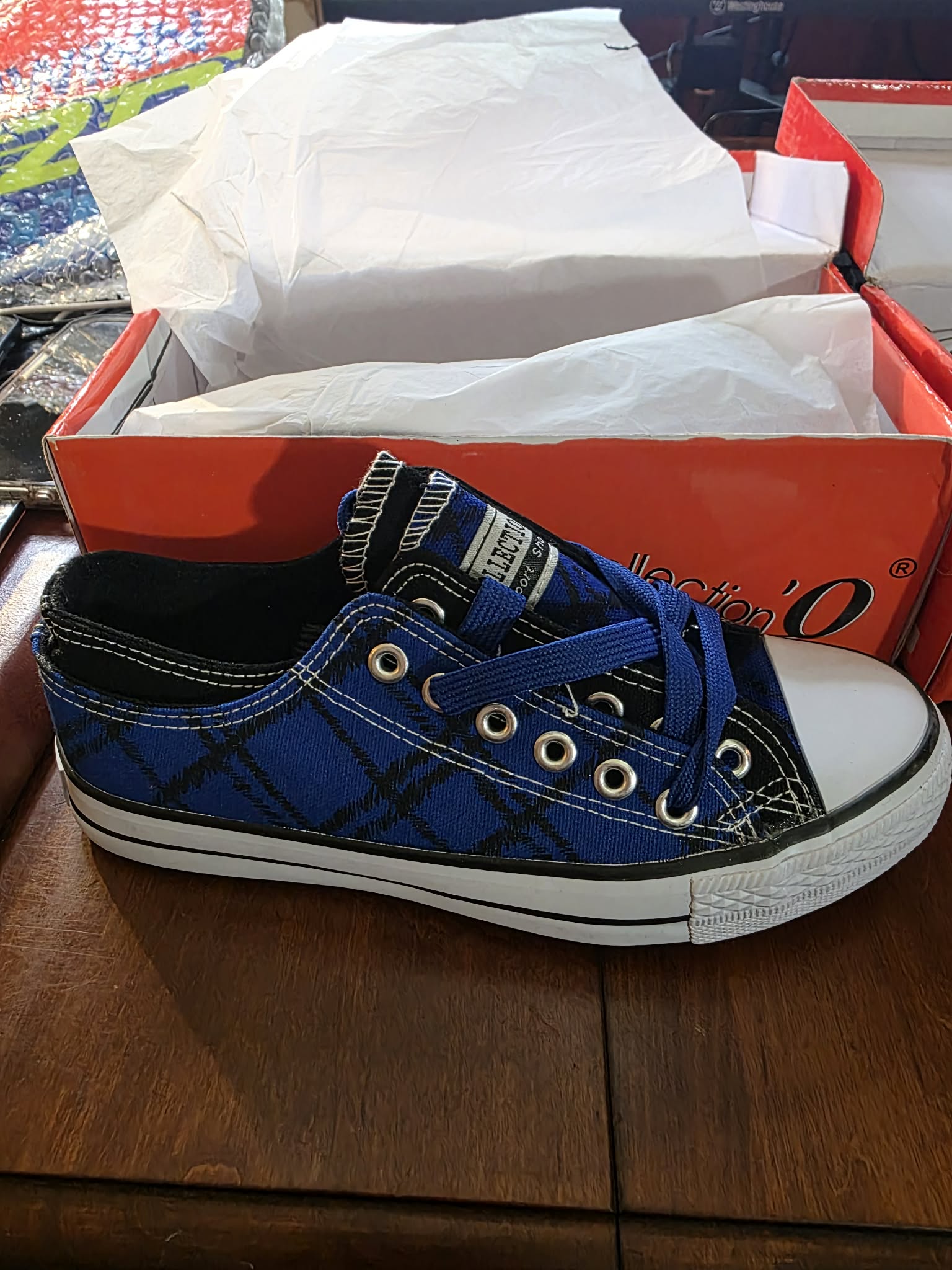 Collection'O Blue Plaid Canvas Low-Top Sneakers – Unisex Casual Shoes