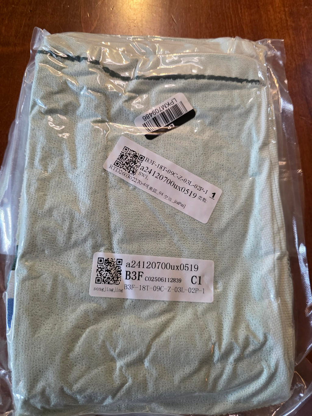XBER White Terry Hand Towels with Colorful Checkerboard Border - Blue, Teal & Green (13"x29", Set of 2)