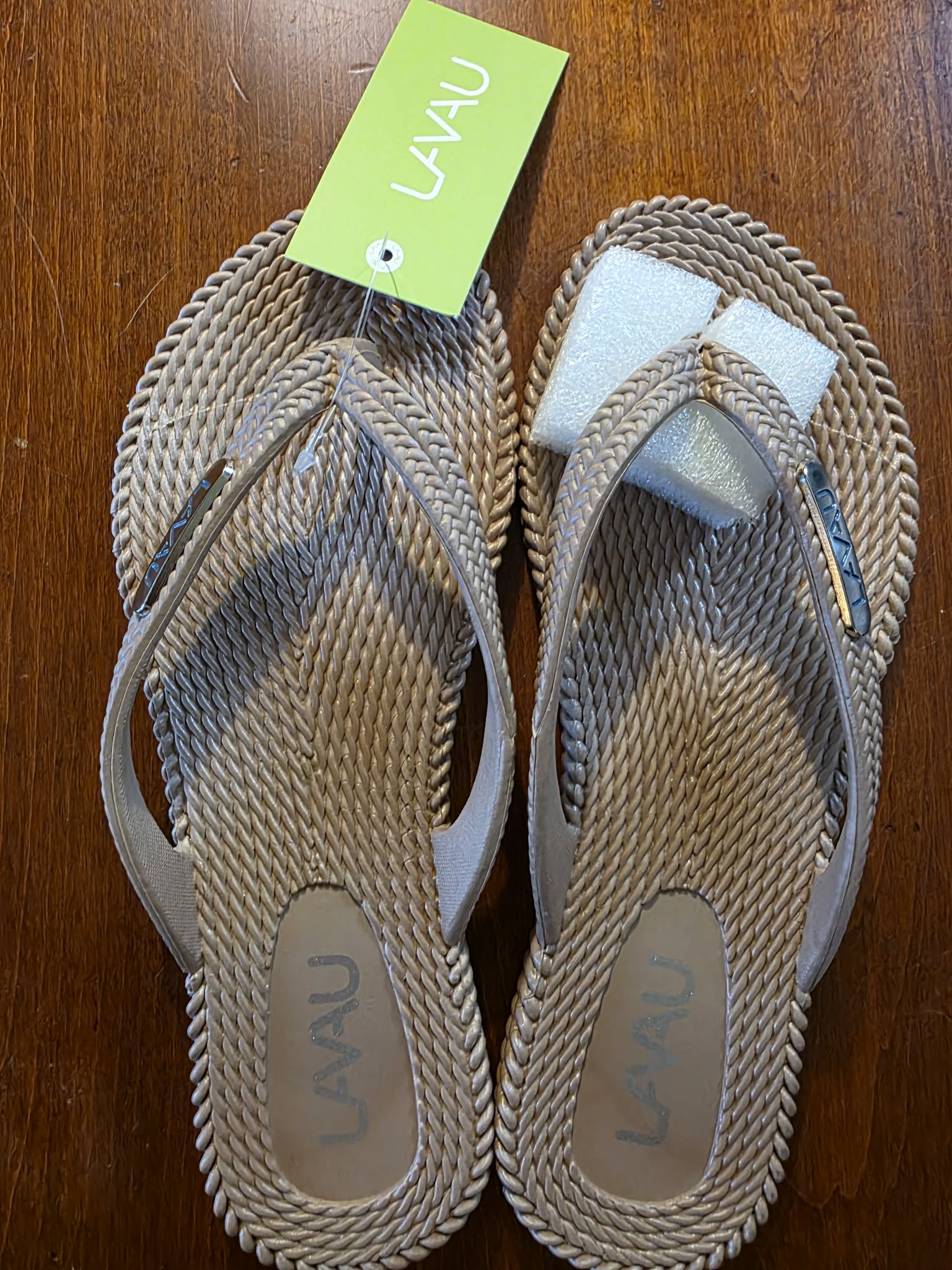 LAVIU Women’s Woven Flip-Flops – US 5.5–6