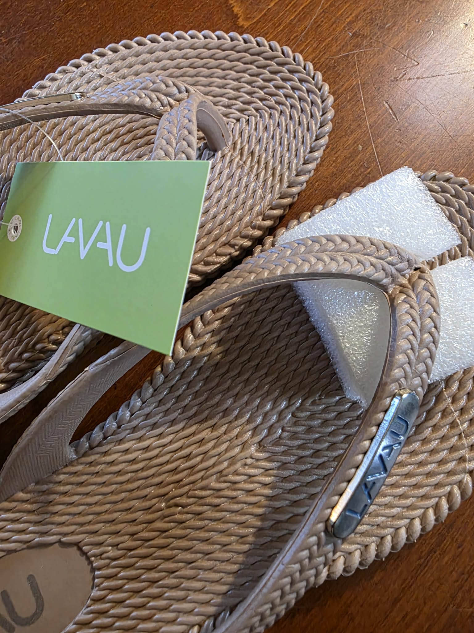 LAVIU Women’s Woven Flip-Flops – US 5.5–6