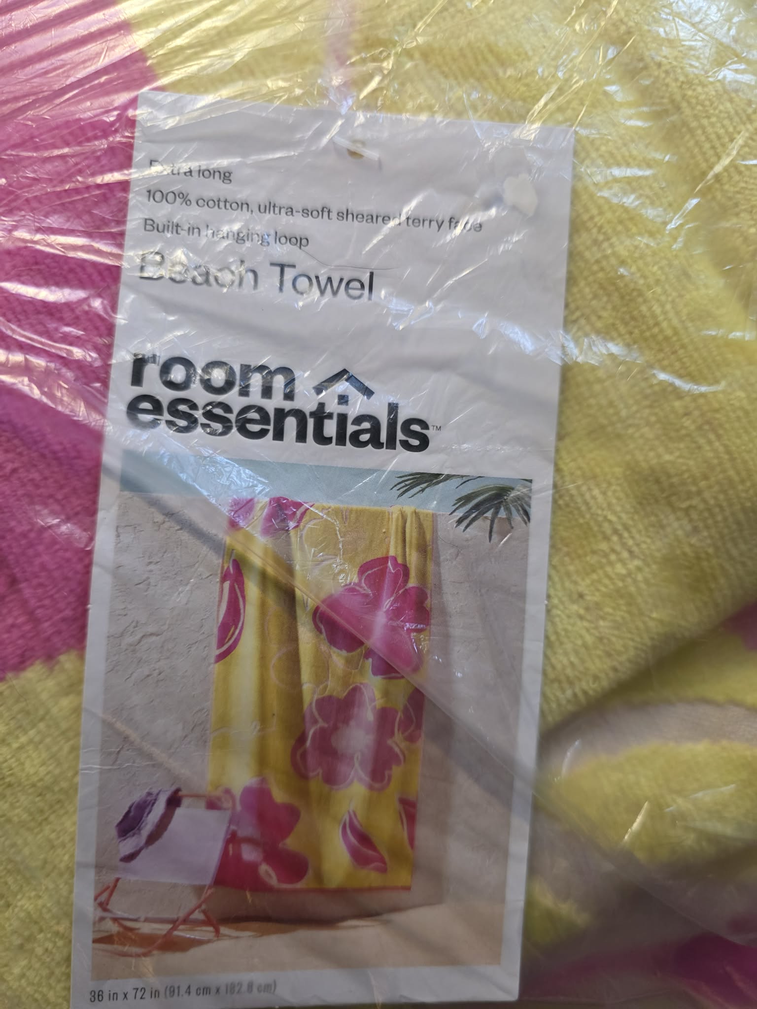 Room Essentials Extra-Long Beach Towel - Tropical Hibiscus Floral, Hot Pink & Yellow (38"x72", 100% Cotton)