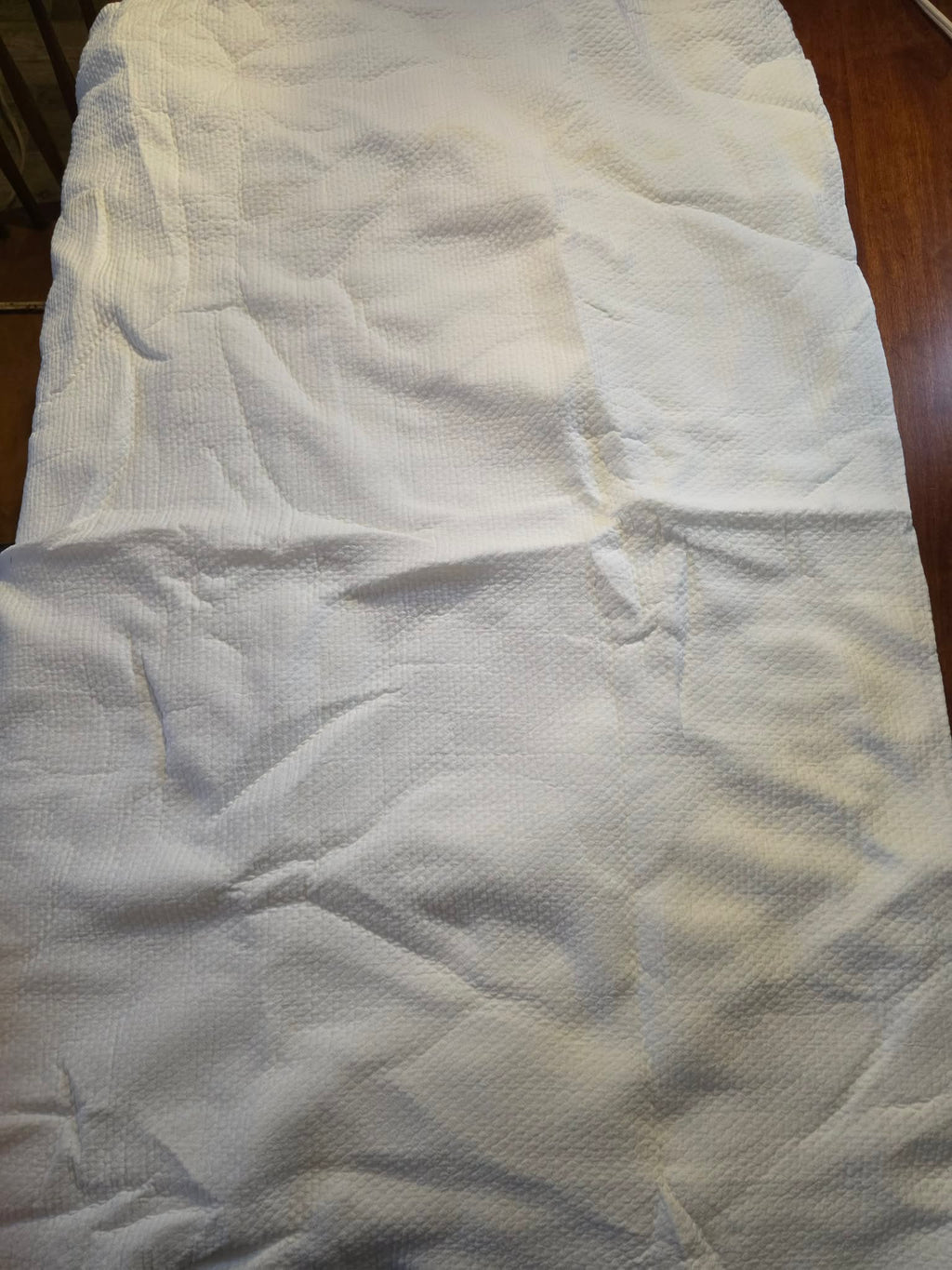 CRC White Diamond Matelassé Bedspread - Bubble Quilted Woven Coverlet (Style T0607)