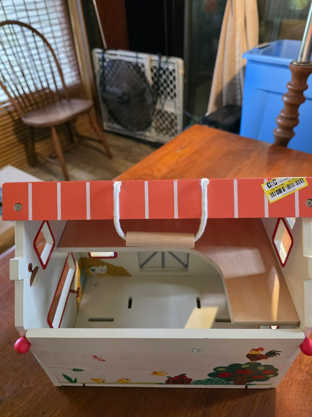 Wooden Pretend-Play Farmhouse Dollhouse