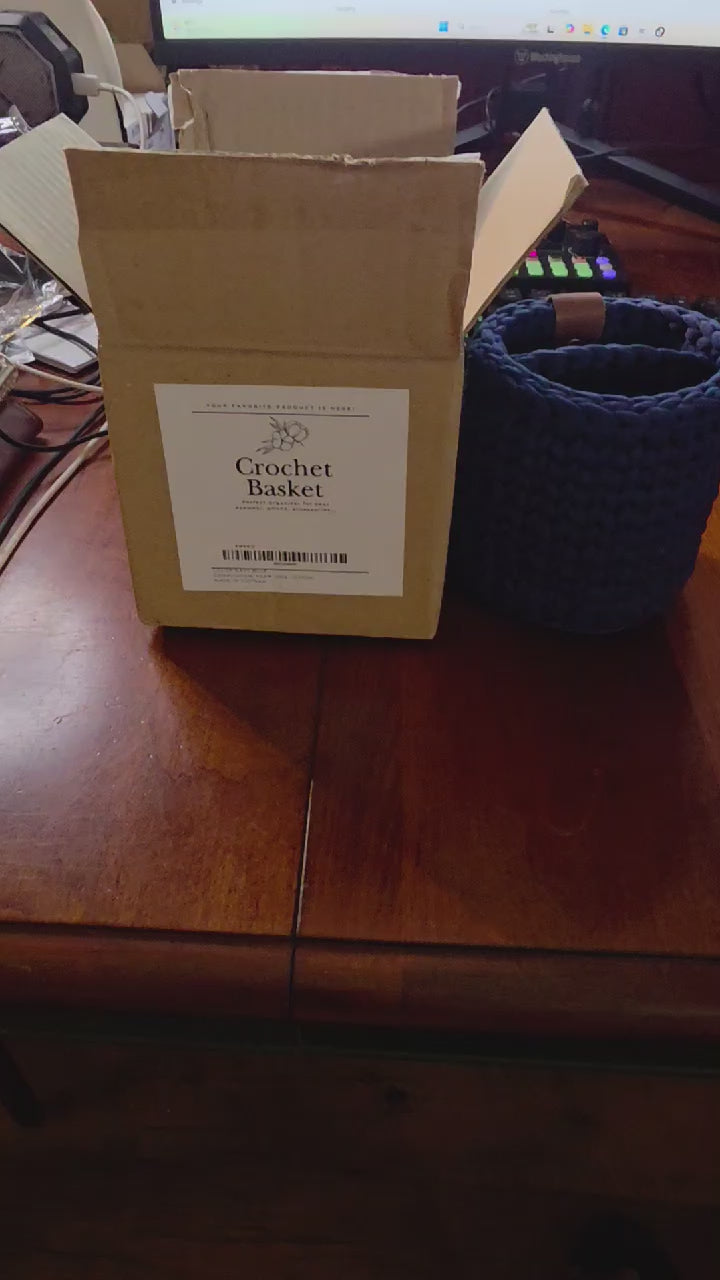 Chunky Crochet Desk & Vanity Organizer Basket with Divider